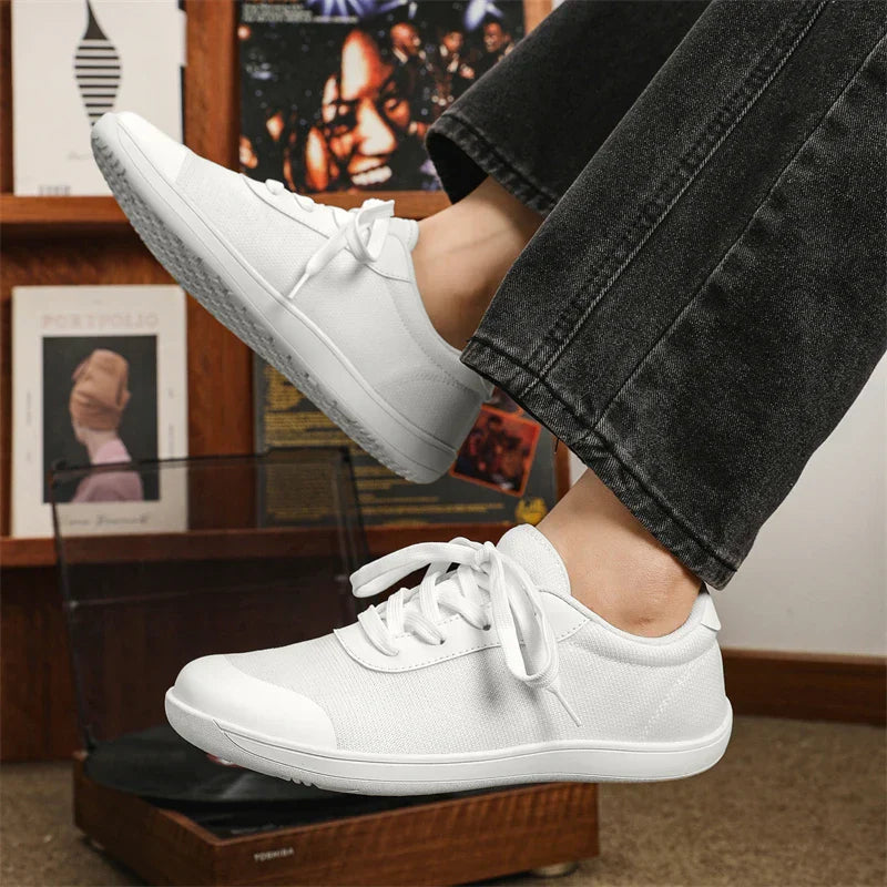 The Wide Toe TrailFlex™ Mesh Sneaker