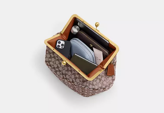 Large Kisslock clutch bag